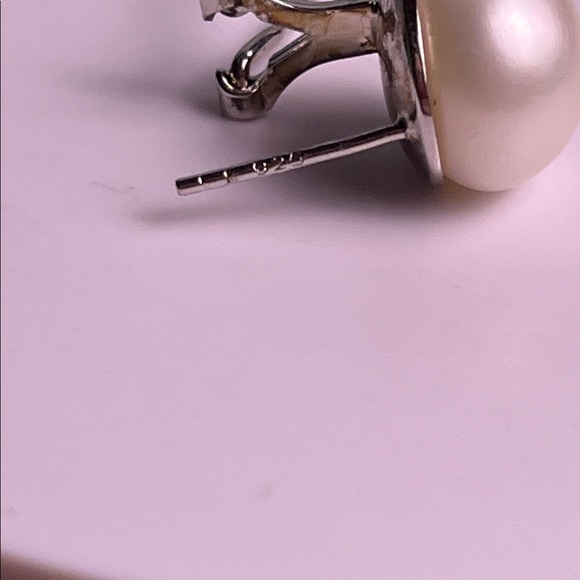 Sterling 925 White Button Fresh Water Pearl 12mm earrings marked G - Picture 5 of 11